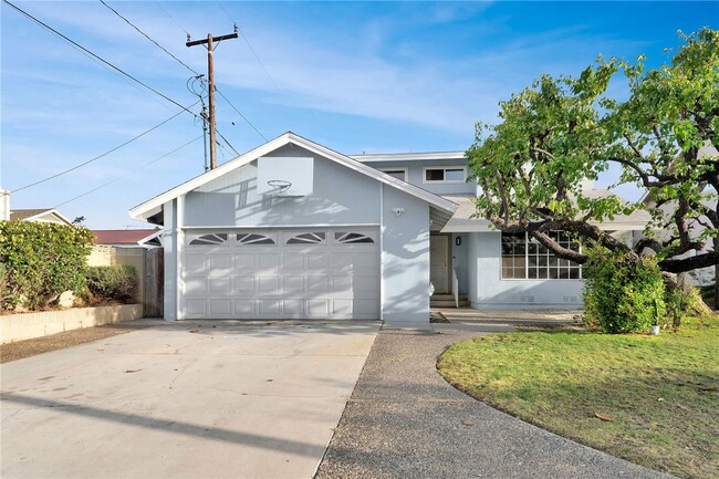 Photo - 2032 W 171st St Casa