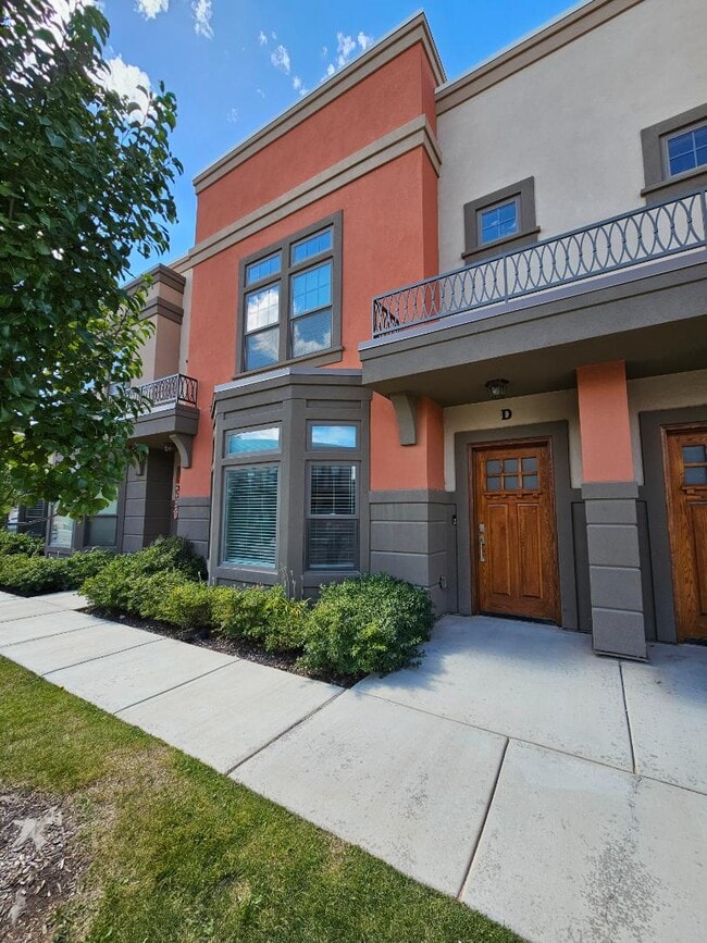 Photo - 876 S Lincoln Ave