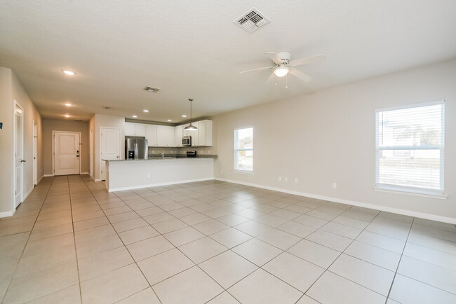 Photo - 501 Elbridge Pl