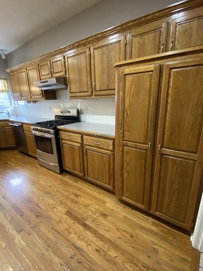 Photo - Charming 3 beds 2.5 bath in Kansas City! House