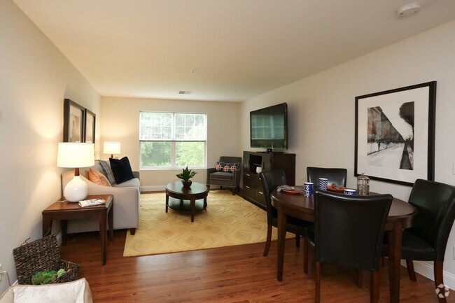 Mallory Ridge Apartments For Rent in Bloomfield, CT