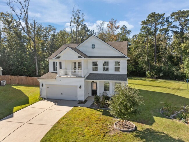 Photo - Beautiful Rental in Coosaw Preserve