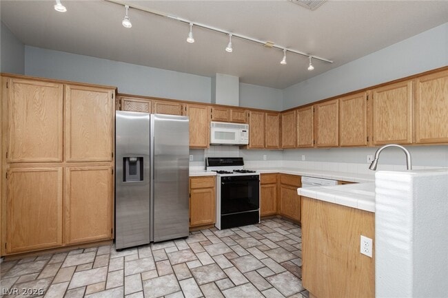 Photo - 2137 Polynesia Cir