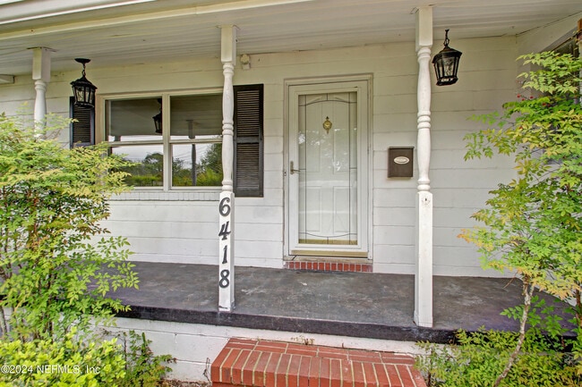 Photo - 6418 Terry Parker Dr N