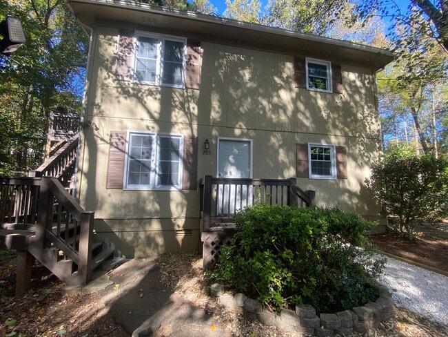 Building Photo - 205 Park Ridge Dr