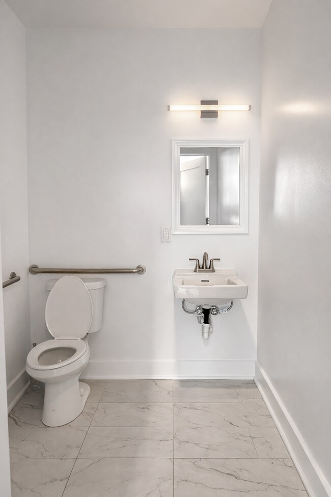 Photo - 2208 Ridge Ave