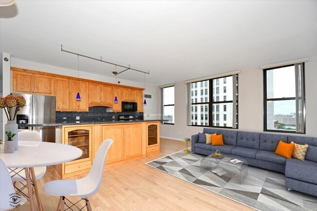 Photo - 330 N Jefferson St Unit 1502