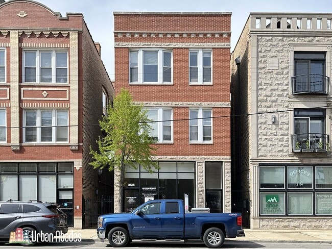 Photo - 2136 W Chicago Ave Apartments Unit M06B
