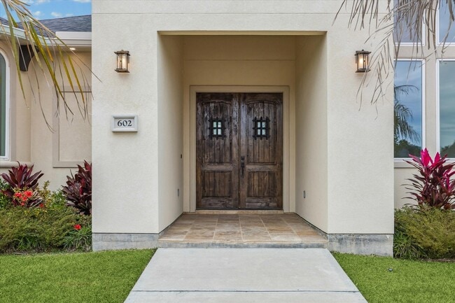 Photo - 602 Appia Dr