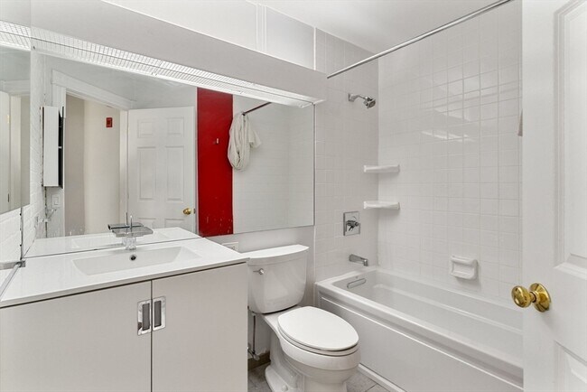 Photo - 6 Brigham St Unit 1