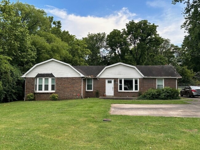 Building Photo - 106 Donna Dr Unit A Rental