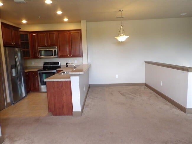 Photo - 8098 Moonstone Dr Unit 17-203