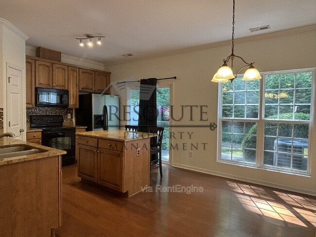 Photo - 318 Anterbury Dr