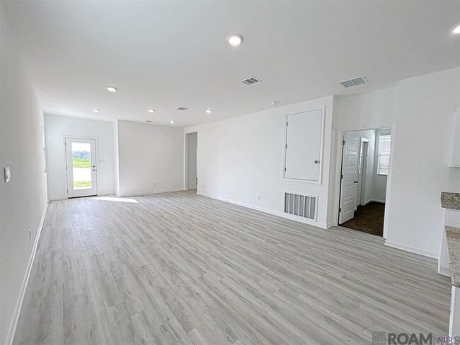 Photo - 1047 Drago Dr