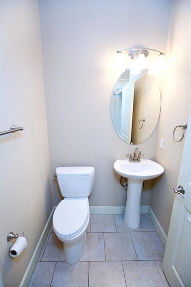 Photo - 1800 Richcreek Rd