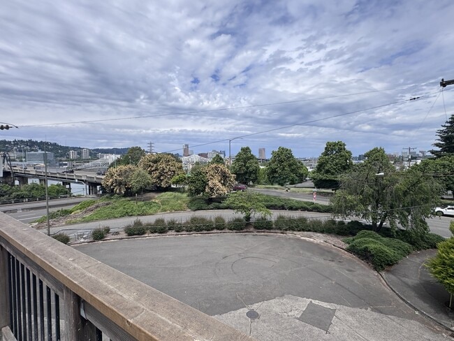 Photo - 3021 SE 6th Ave
