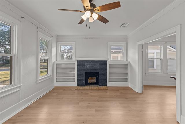 Photo - 3444 Coldwell St