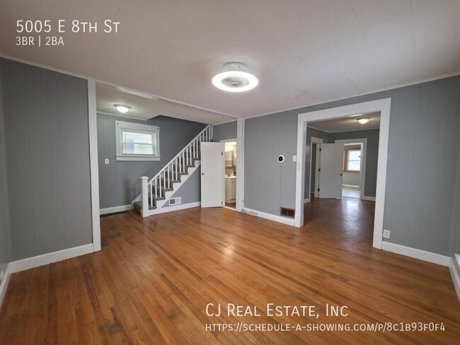 Photo - 5005 E 8th St