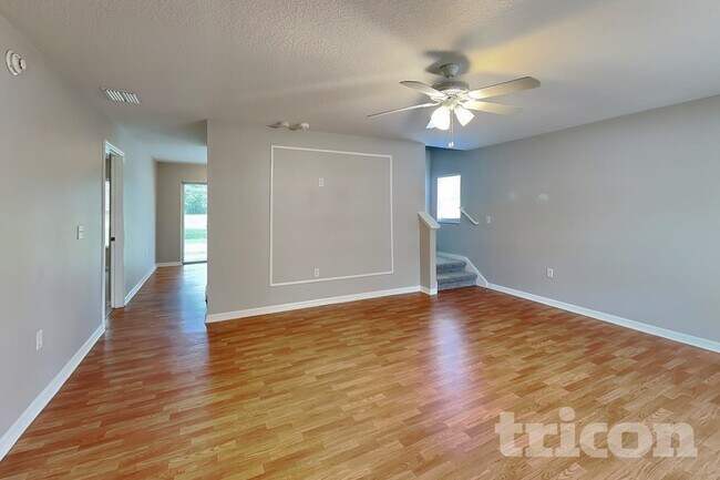 Photo - 10211 Summerview Cir