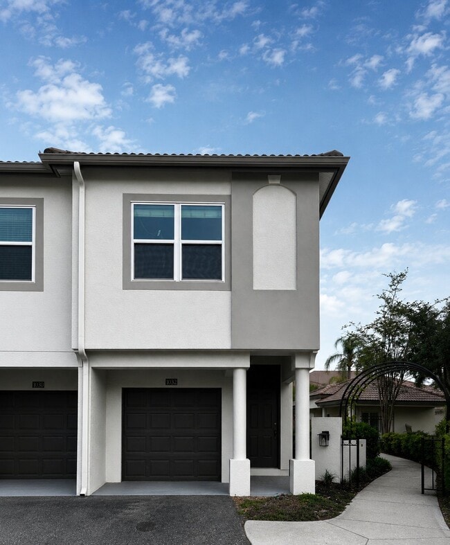 Building Photo - 1032 Normandy Trace Rd