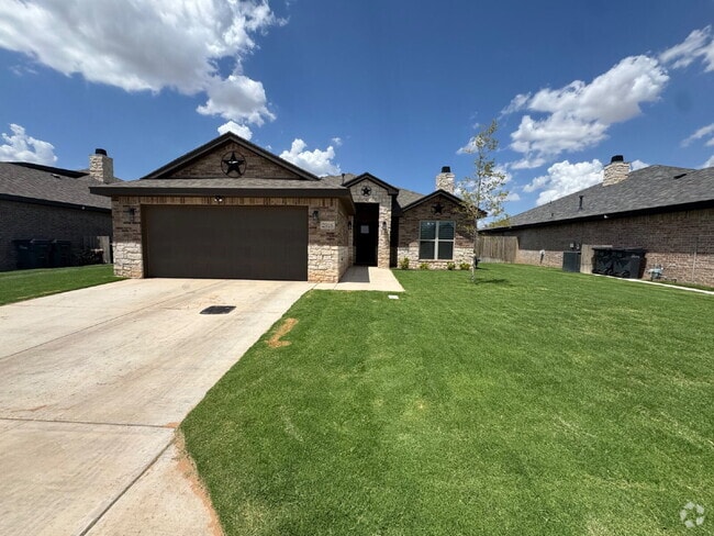 Building Photo - Charming 4-Bedroom Haven with 2 Full Baths... Rental