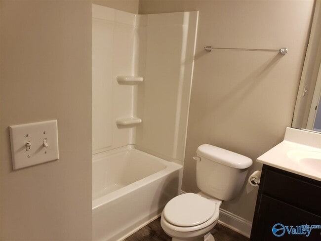 Photo - 300 Addison Ct