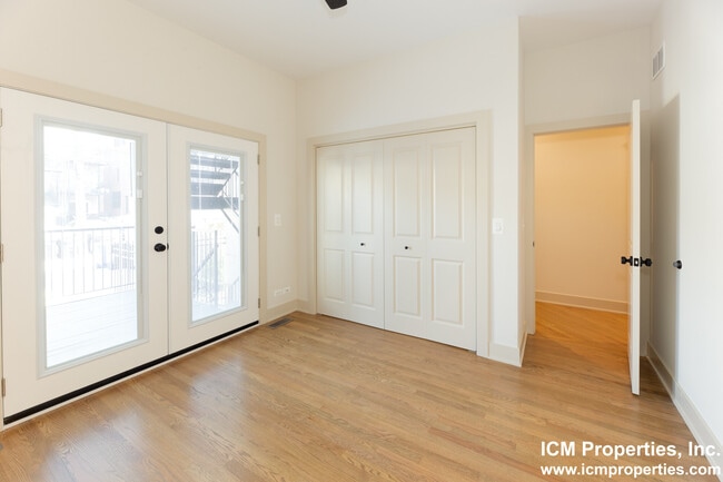 Photo - 1322 W Diversey Pky Unit 1326-1