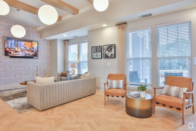 Photo - Vinings Brushy Creek