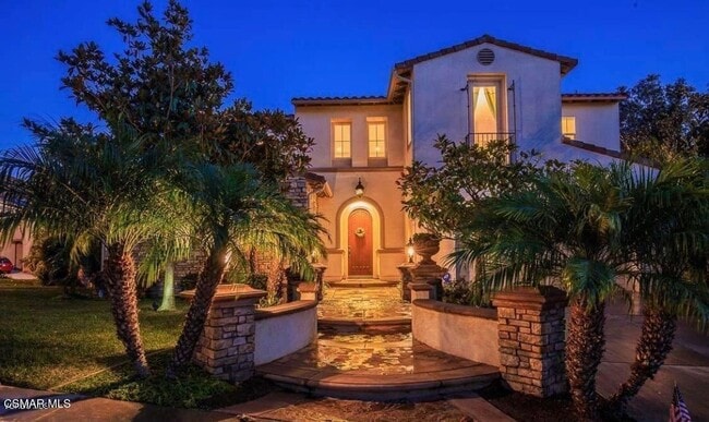 Building Photo - 60 Via el Toro