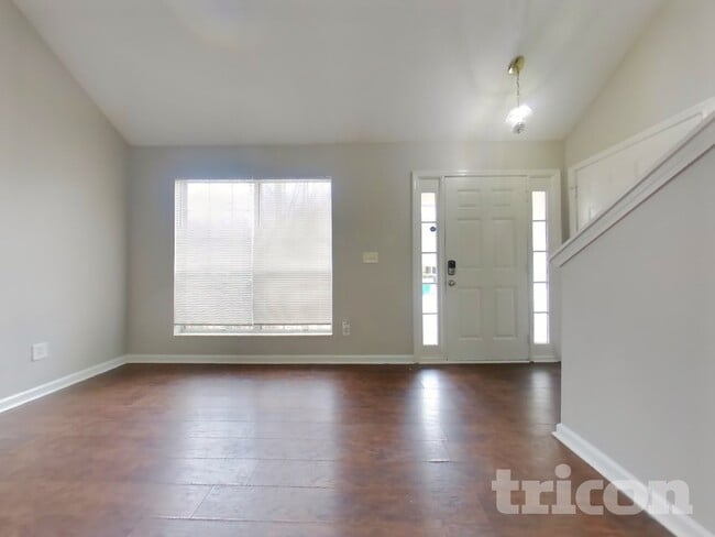 Photo - 2269 Charleston Pointe SE