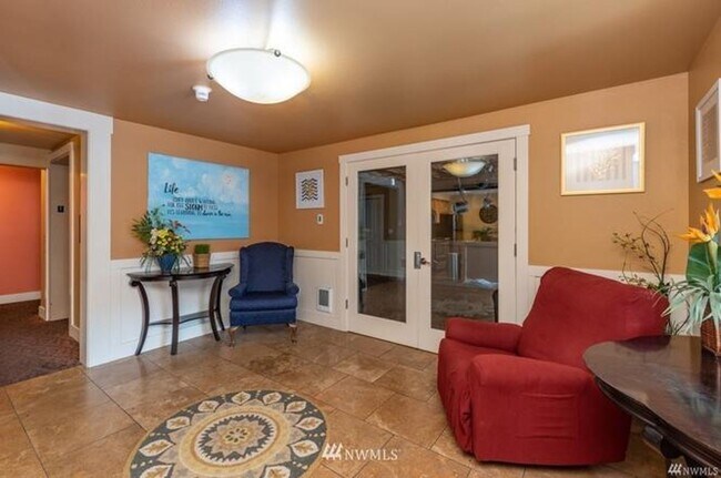 Photo - *** RENT SPECIAL 50% off MAY RENT*** Beautiful & Spacious Condo in the Heart of Tacoma Unit 303