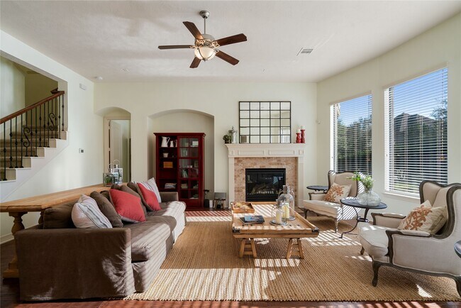 Photo - 241 W Tupelo Green Cir