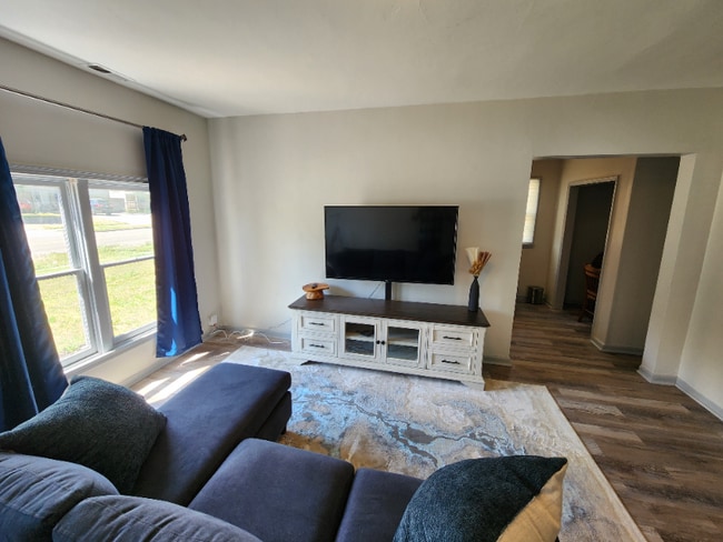 Photo - 626 N Oliver St