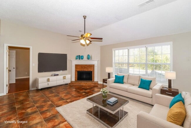 Photo - 8648 Tropicana Dr N