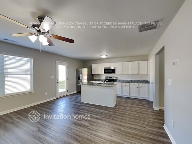 Photo - 301 Nutwood Trce