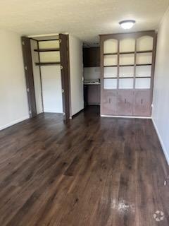 Building Photo - 1100 Northview Dr Unit HB2C Rental