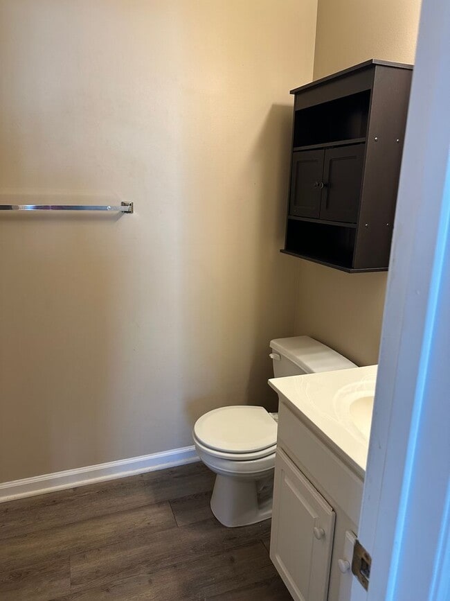 Photo - Ivy Glen Condo!