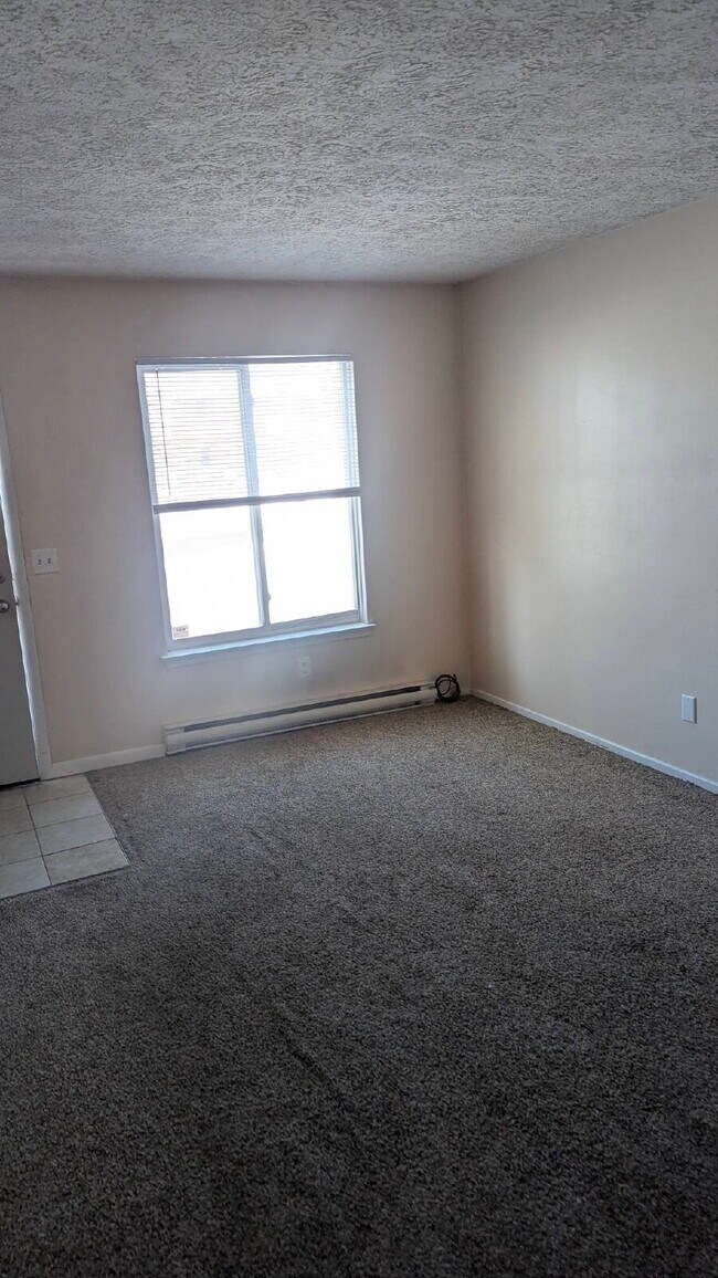 Photo - 721 Peachtree Pl