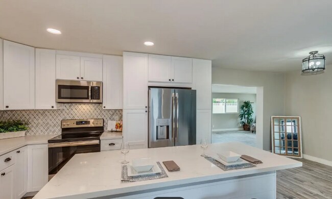 Photo - 2220 E Heatherbrae Dr