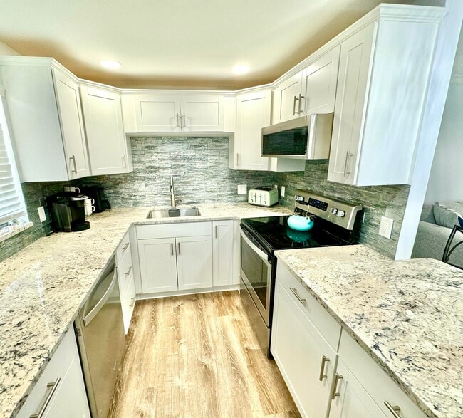 Photo - 177 Brittany Terrace