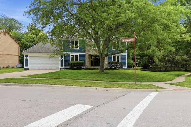Photo - 7666 Windwood Dr