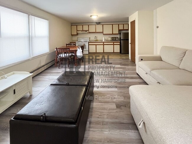 Building Photo - 17 Ellison Dr Unit 6