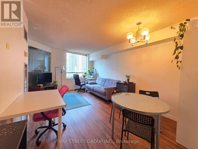 Photo - 633 Bay St. Unit 1202