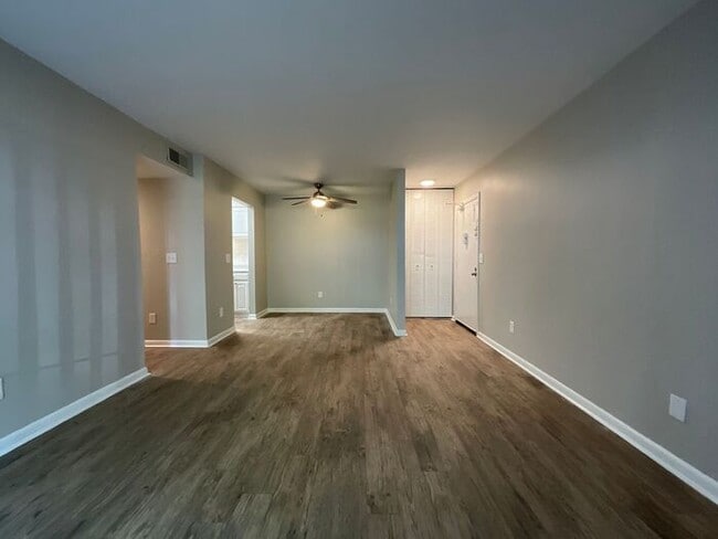 415 Orchard Trace Ln