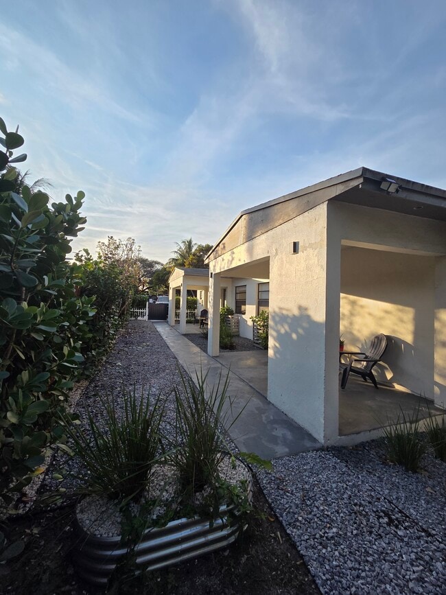 Photo - 1110 NW 6th Ave Unit 1