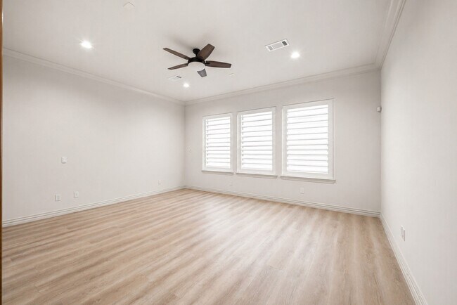 Photo - 2422 Camden Creek Ln