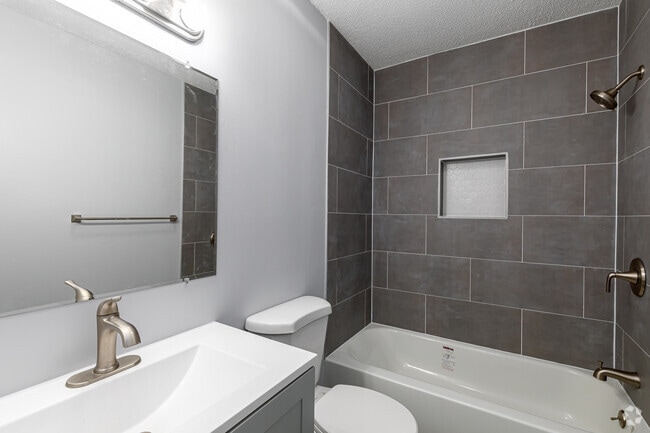 2BR, 1.5BA Townhouse - Bathroom - Toll Gate Estates