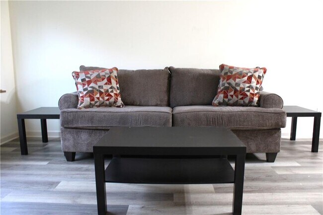 Photo - 1235 Sweet Pine Dr