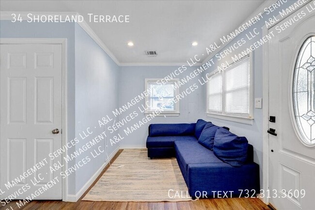 Photo - 34 Shoreland Terrace