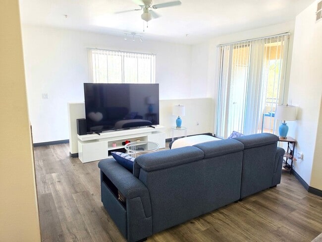 Photo - FULLY FURNISHED * 1BED/1BATH CONDO WITH 1 CAR GARAGE IN SOUTHWEST LAS VEGAS